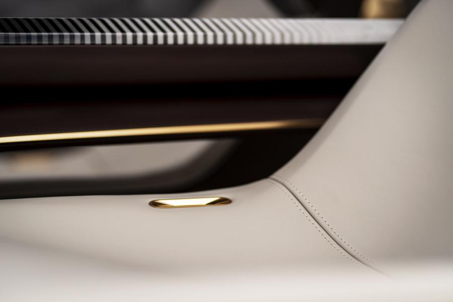 Детали интерьера Infiniti QX Inspiration 2019 года  (фото 121 из 159)